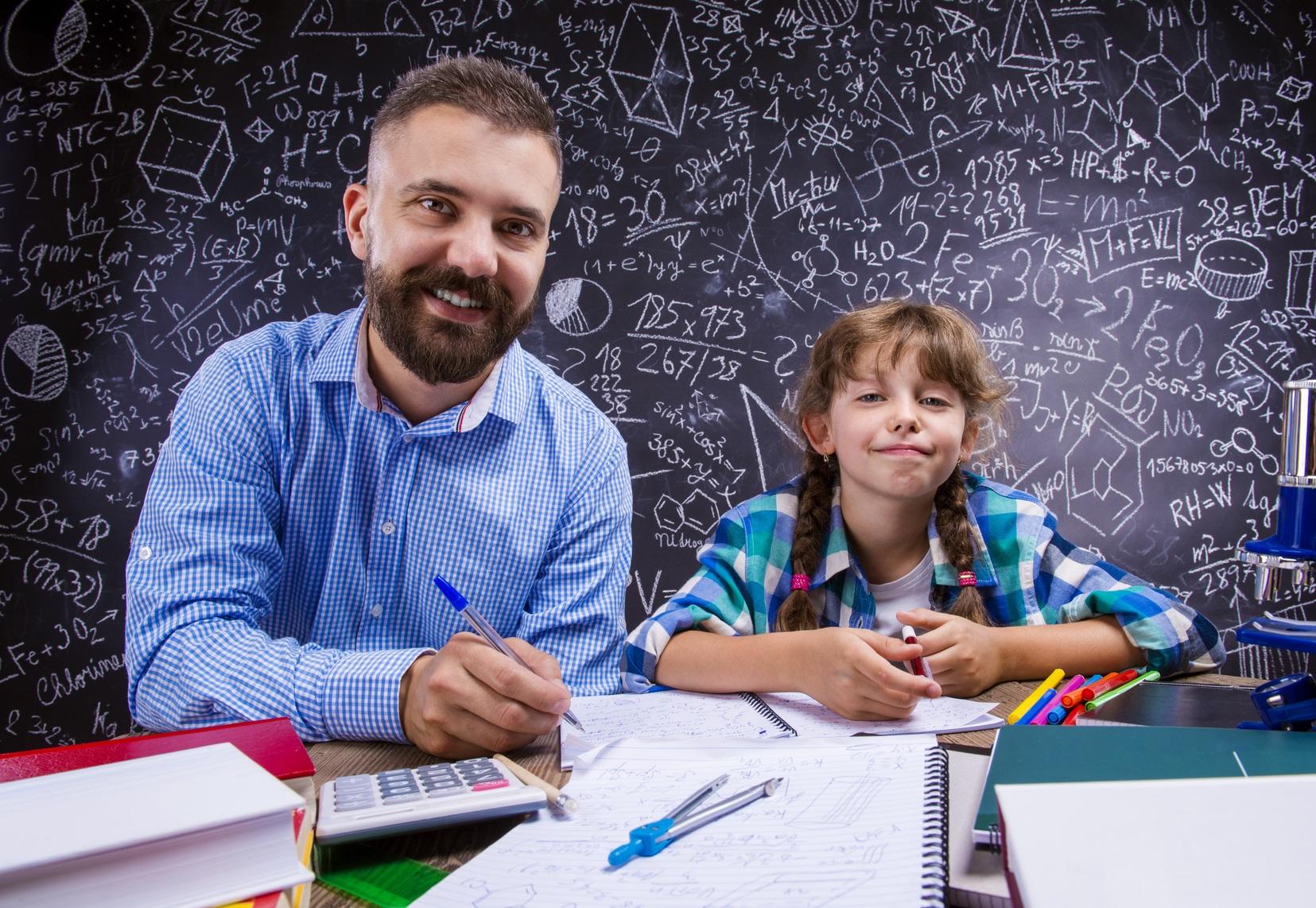 Los profesores que acompañan a los estudiantes en sus primeros aprendizajes juegan un rol fundamental.