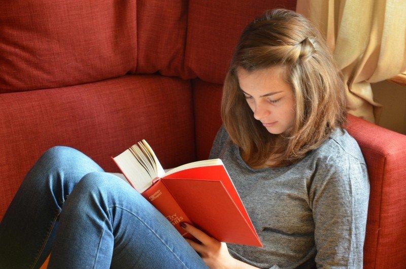 Estudiar español a través de la lectura de grandes autores.