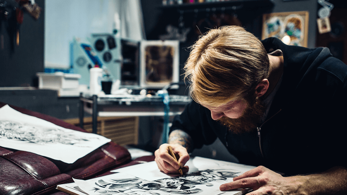 El dibujo artístico en blanco y negro es una técnica entre muchas que podrías aprender.