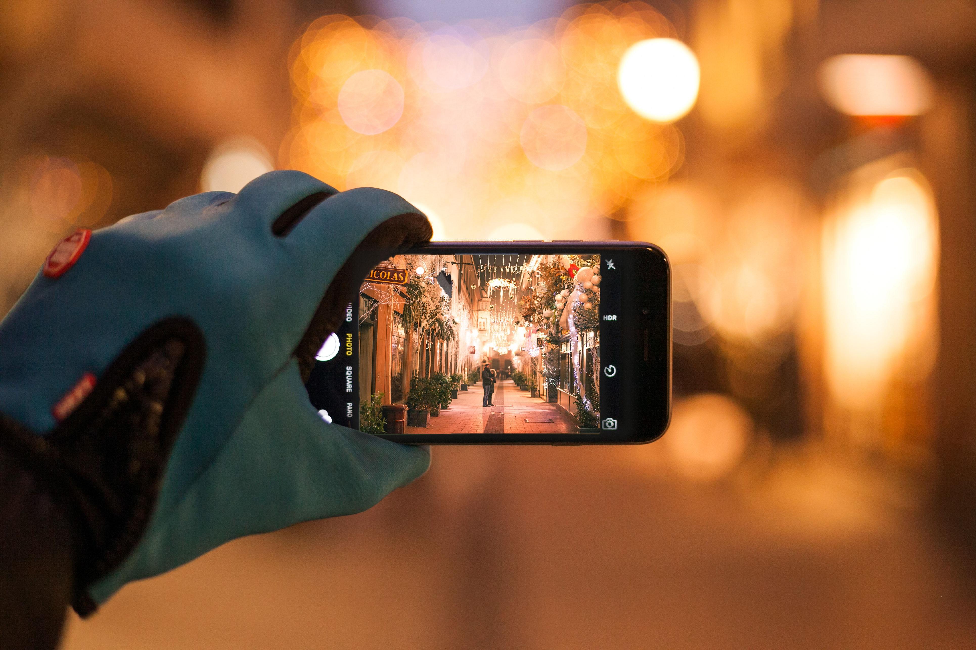 La redes sociales y el acceso a smartphones nos han llevado a la era de las imágenes.