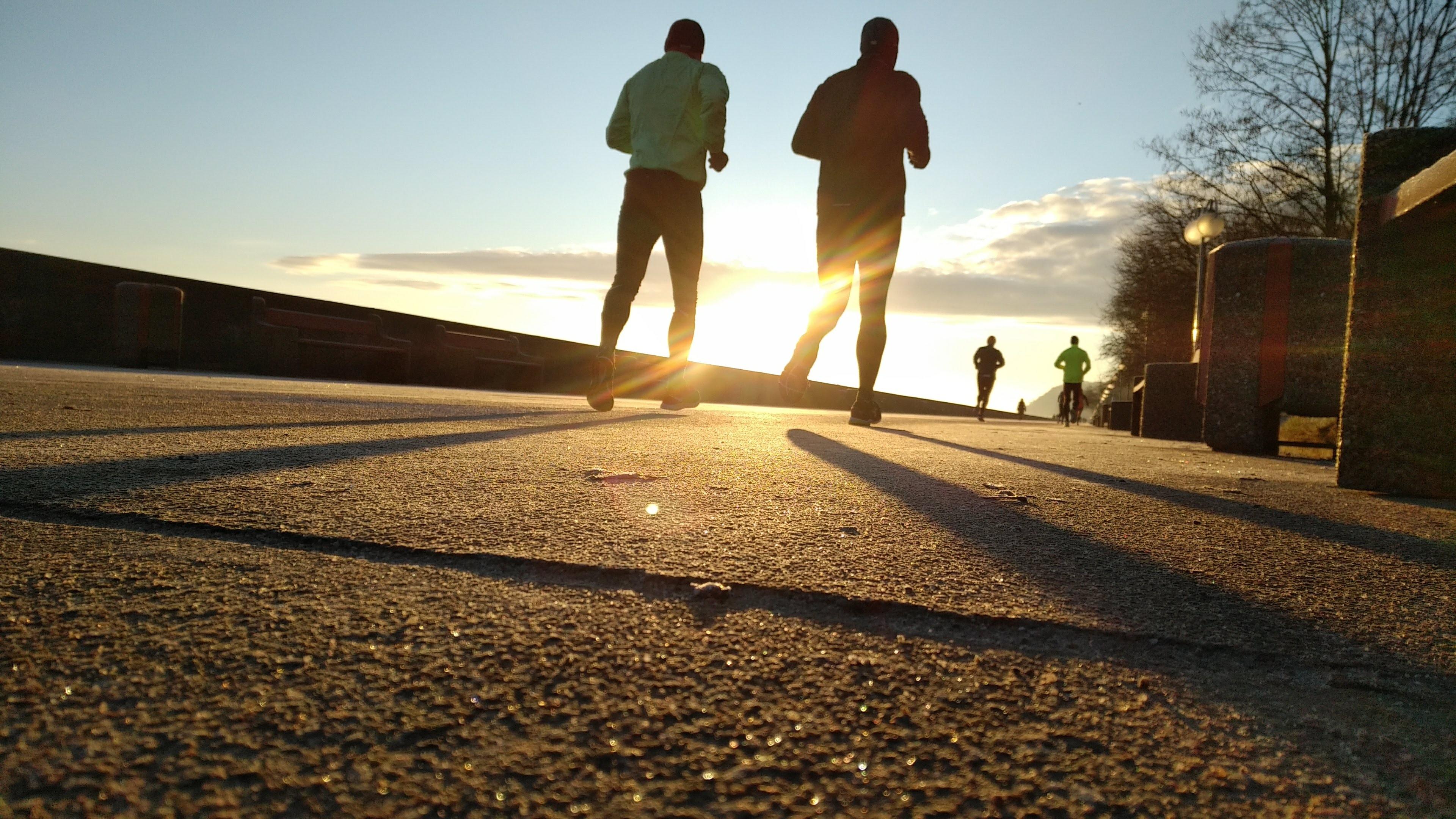 Personas corriendo