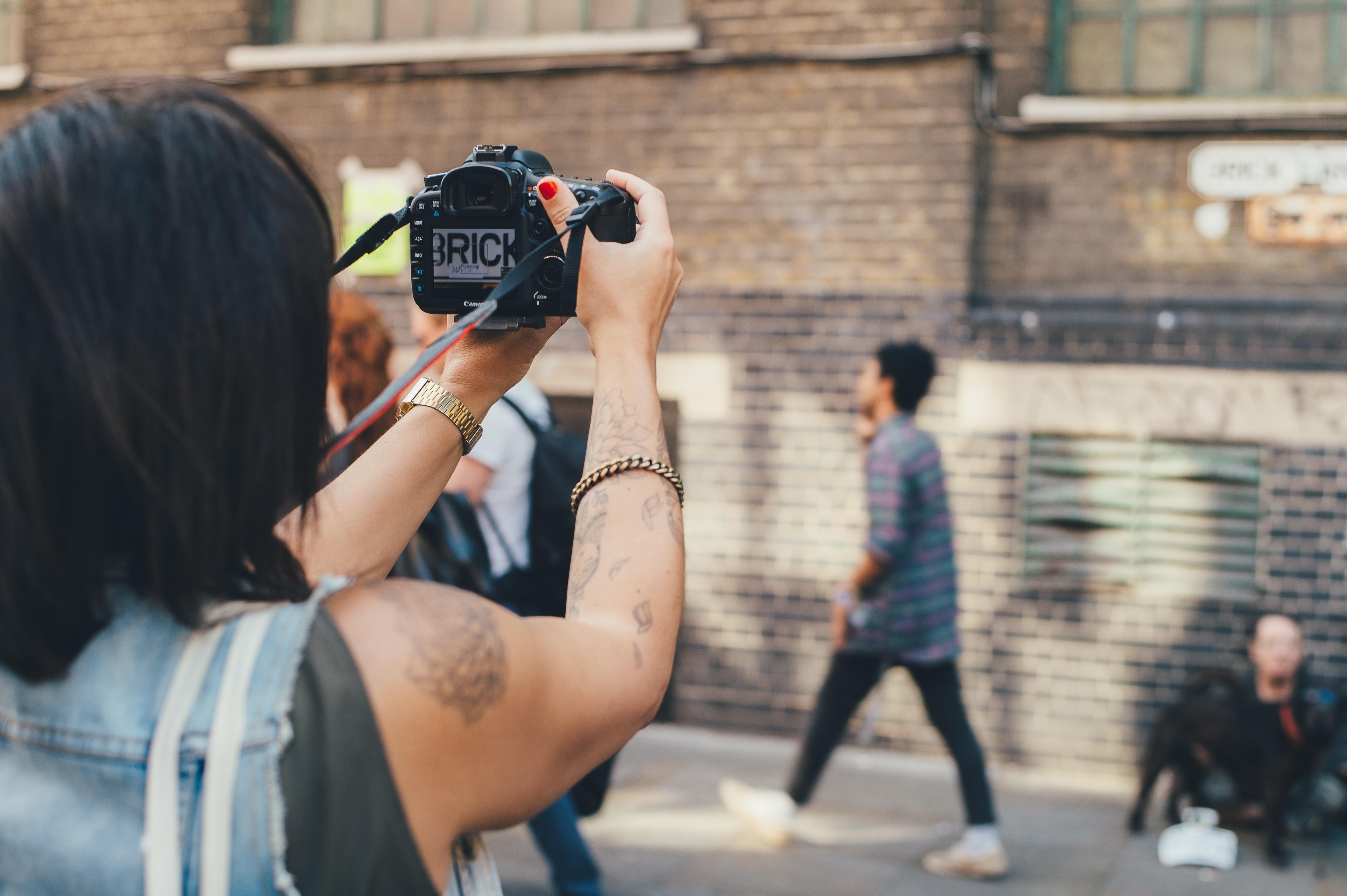 Tomando fotografía callejera