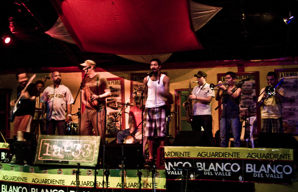 Banda La 33