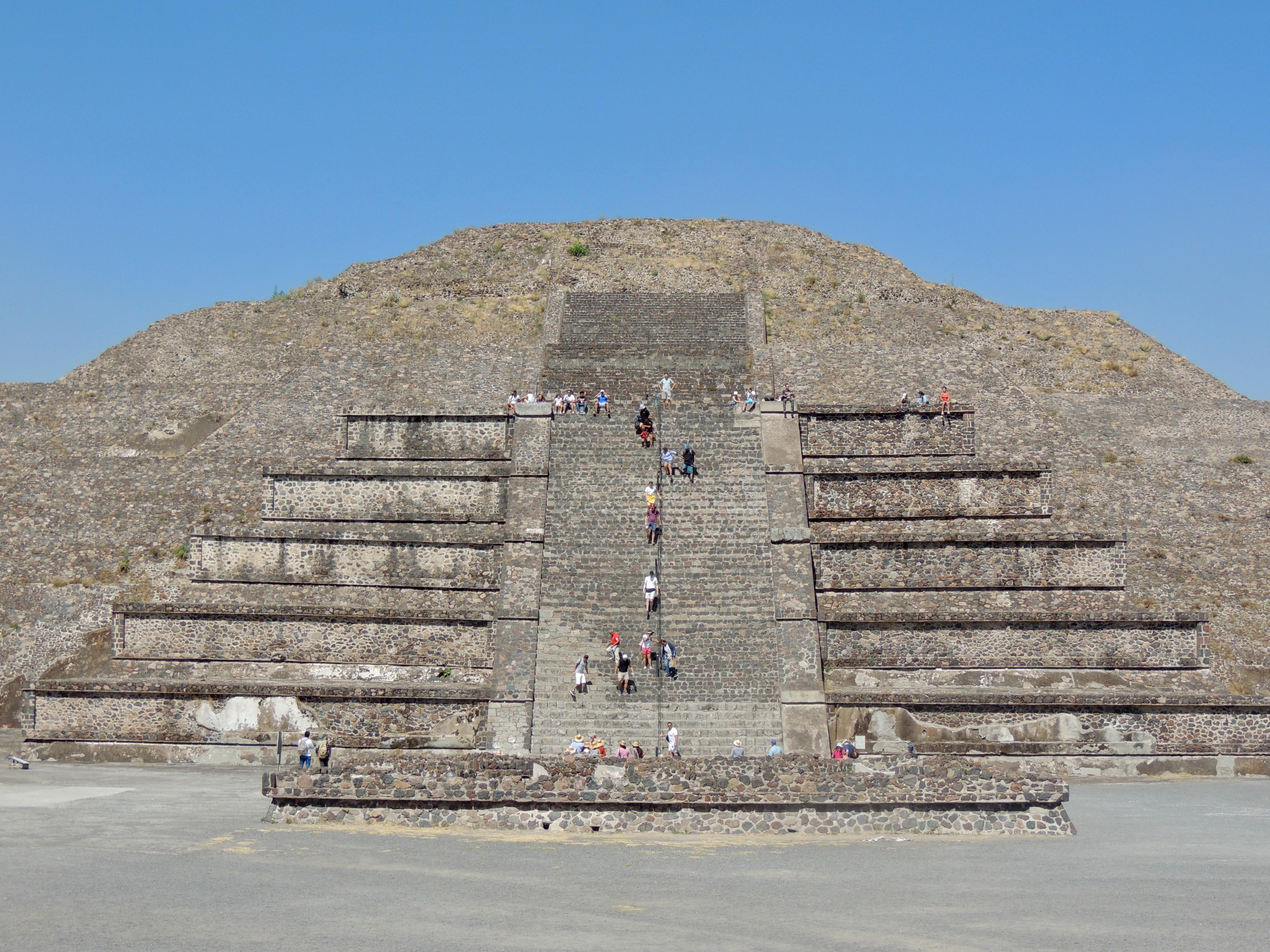 Pirámide Azteca
