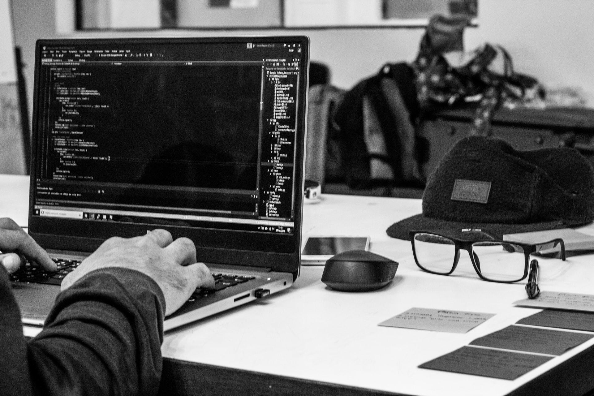 Programando en blanco y negro