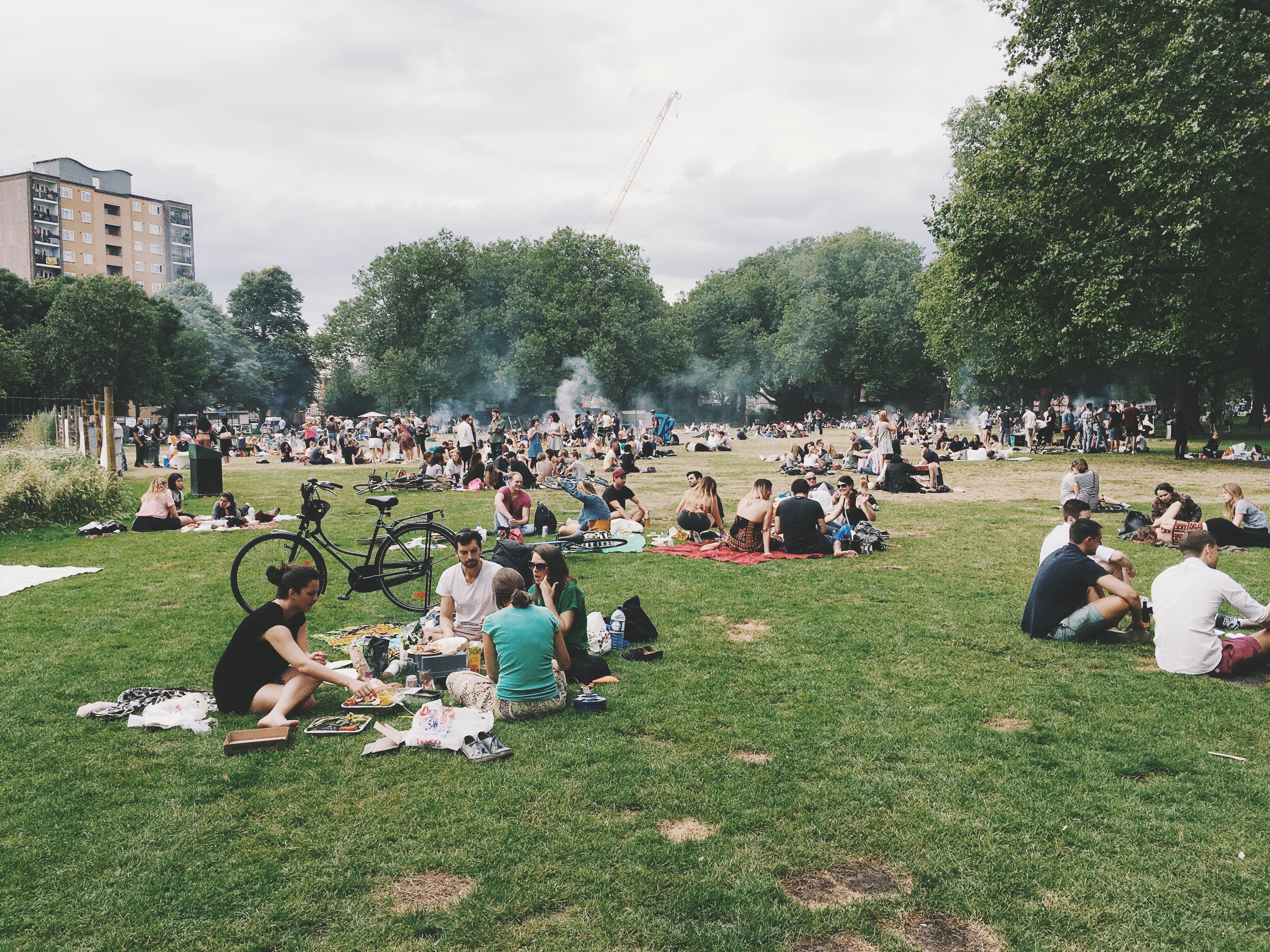 Universitarios al aire libre