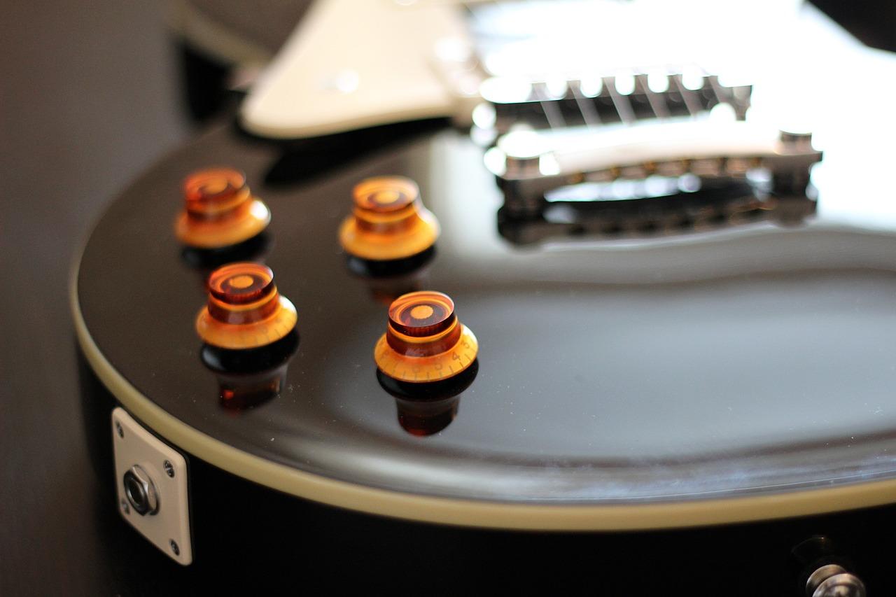Una guitarra Gibson pueden ser de gran calidad tanto en sus modelos eléctricos como acústicos. 