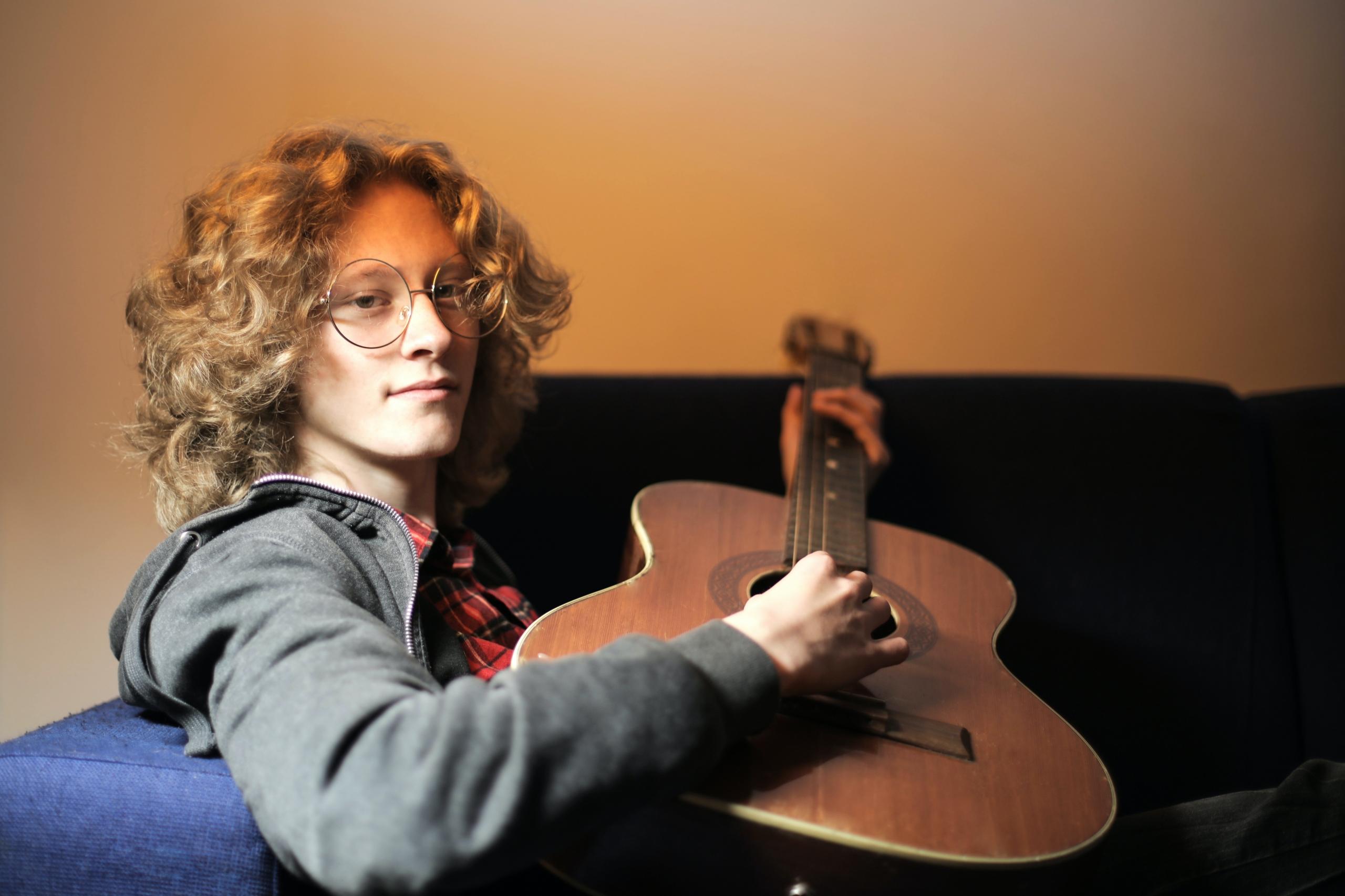 La tradición y uso de una guitarra Martin viene desde el siglo 19 y se ha mantenido inigualable hasta nuestros días. 