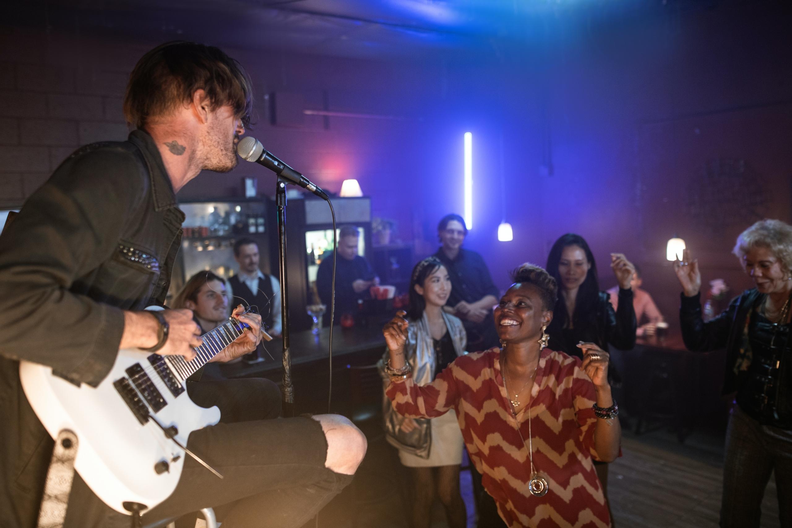 Ser parte de los músicos que poseen una Gretsch es pertenecer a una familia de sonidos y formas exclusivas