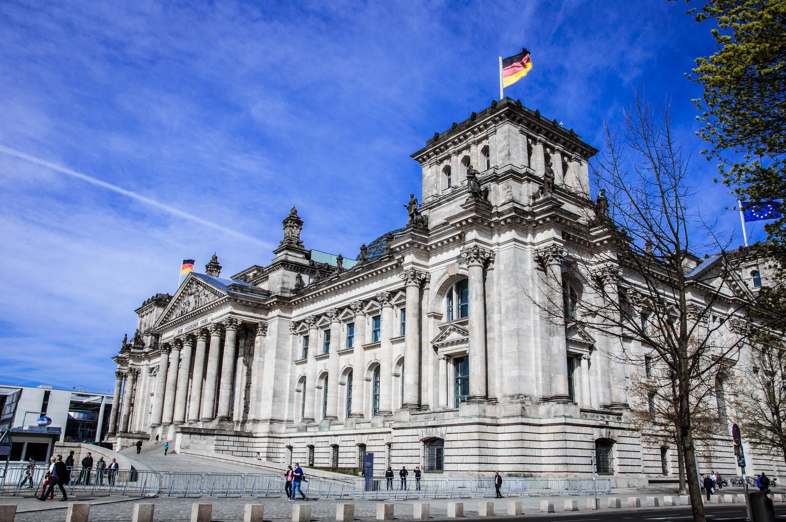 Conseguir empleo enn Alemania, un requisito importante antes de llegar al país.