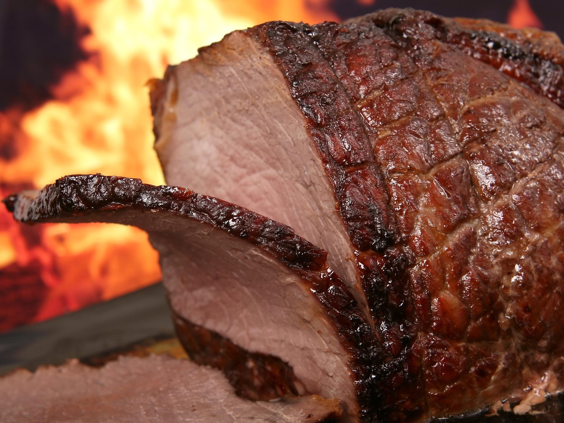 La carne tiene costos ambientales que son más perjudiciales de lo que se cree.