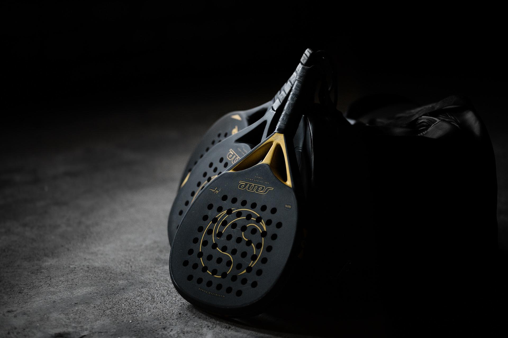 El juego del pádel depende mucho de tener una comunidad, porque es un juego que se ejecuta de a cuatro.