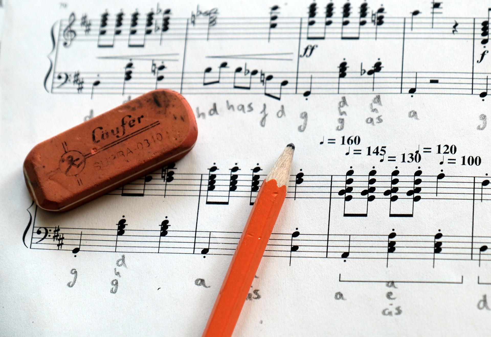 Las notas son sonidos y son números que se acumulan en tiempo y distancia.