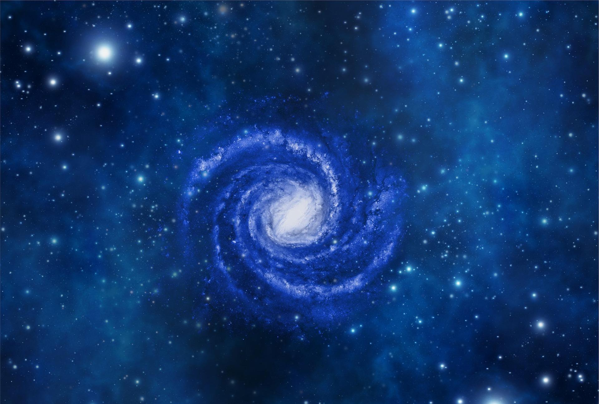 Tanto en una galaxia como en un caracol, podemos encontrar la espiral de Fibonacci.
