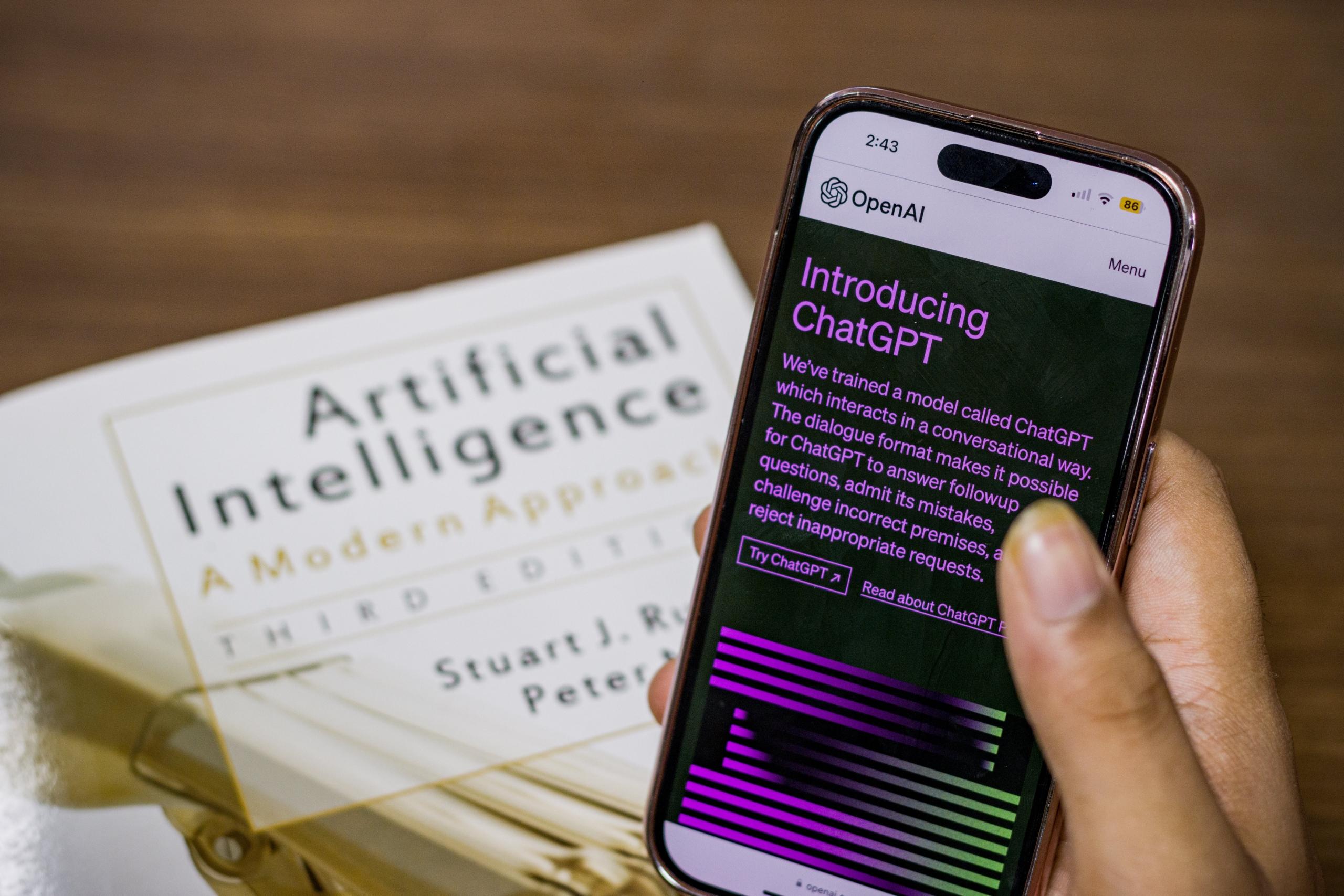Chat Gtp debe ser una herramienta colaborativa, más que el creador principal. 