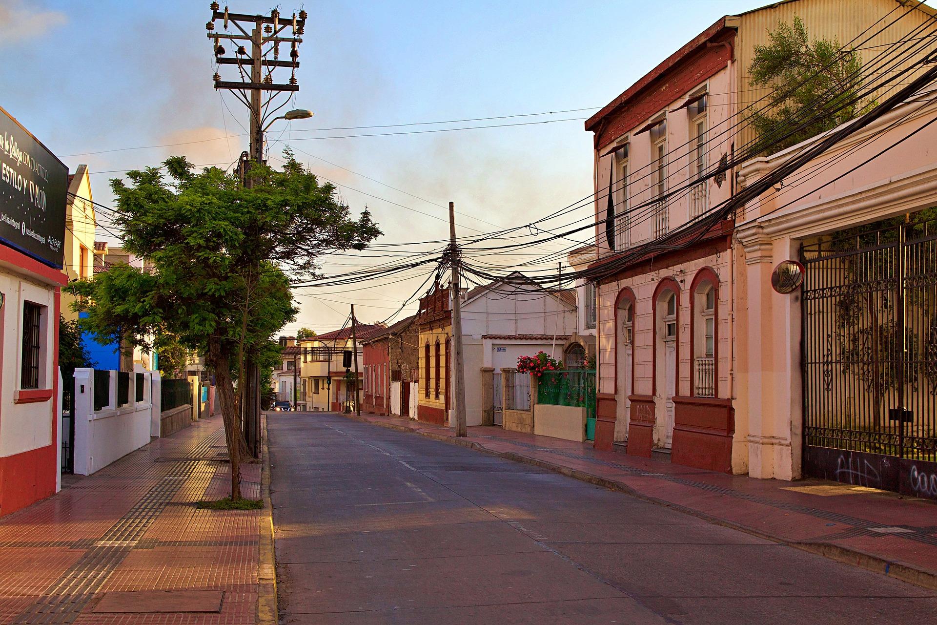 La serena siempre ha necesita de persona que manejen el francés.