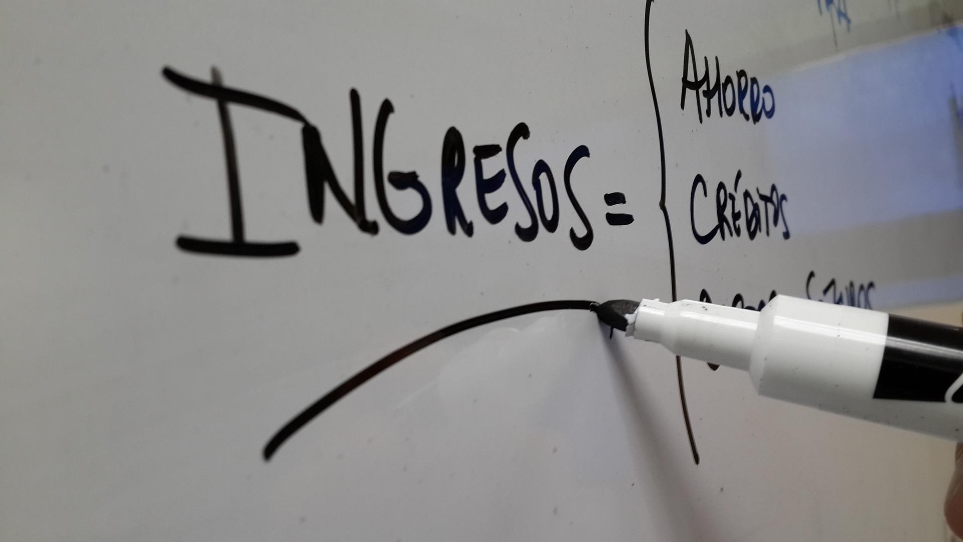 Los ingresos deben estar equilibrados con los gastos.