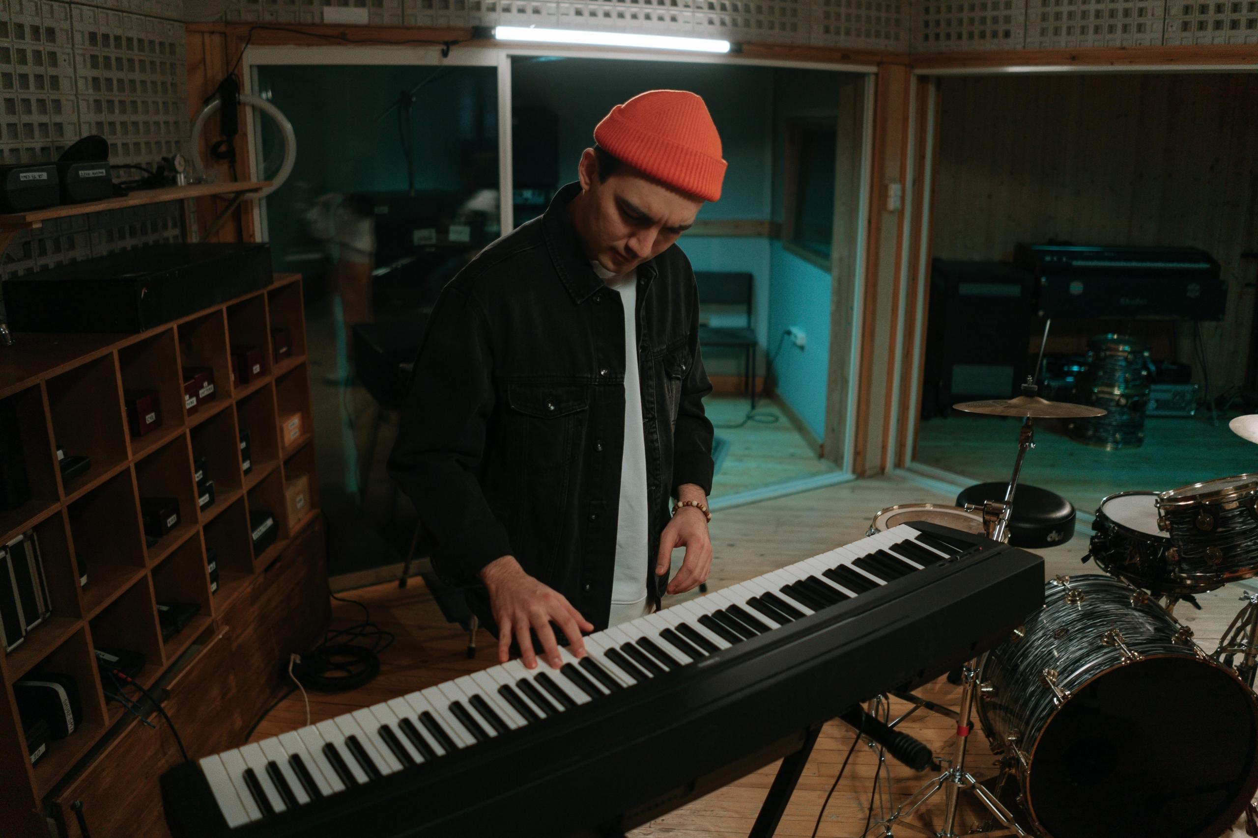 Aprender piano requiere de mucho esfuerzo y dedicación.