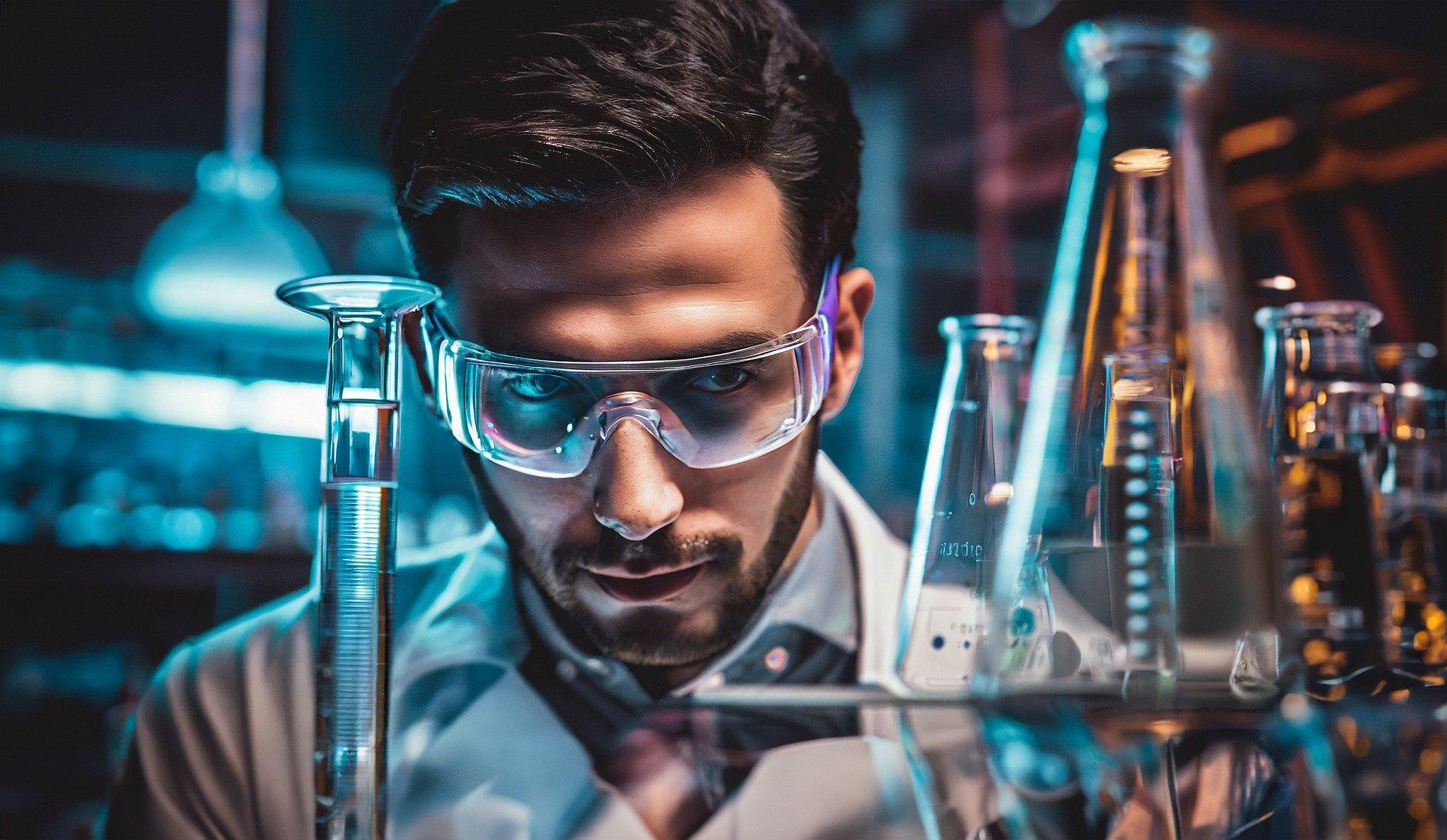 Los profesionales químicos son fundamentales para el desarrollo de nuestra industria.