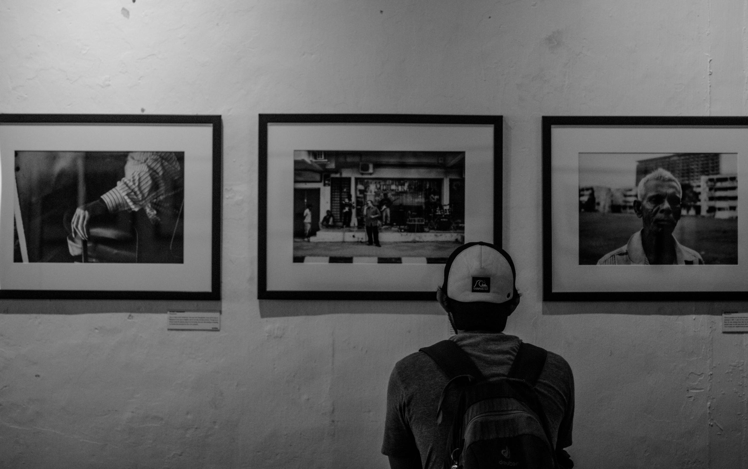 Las fotografías también pueden ser exhibidas en las galerías de arte.