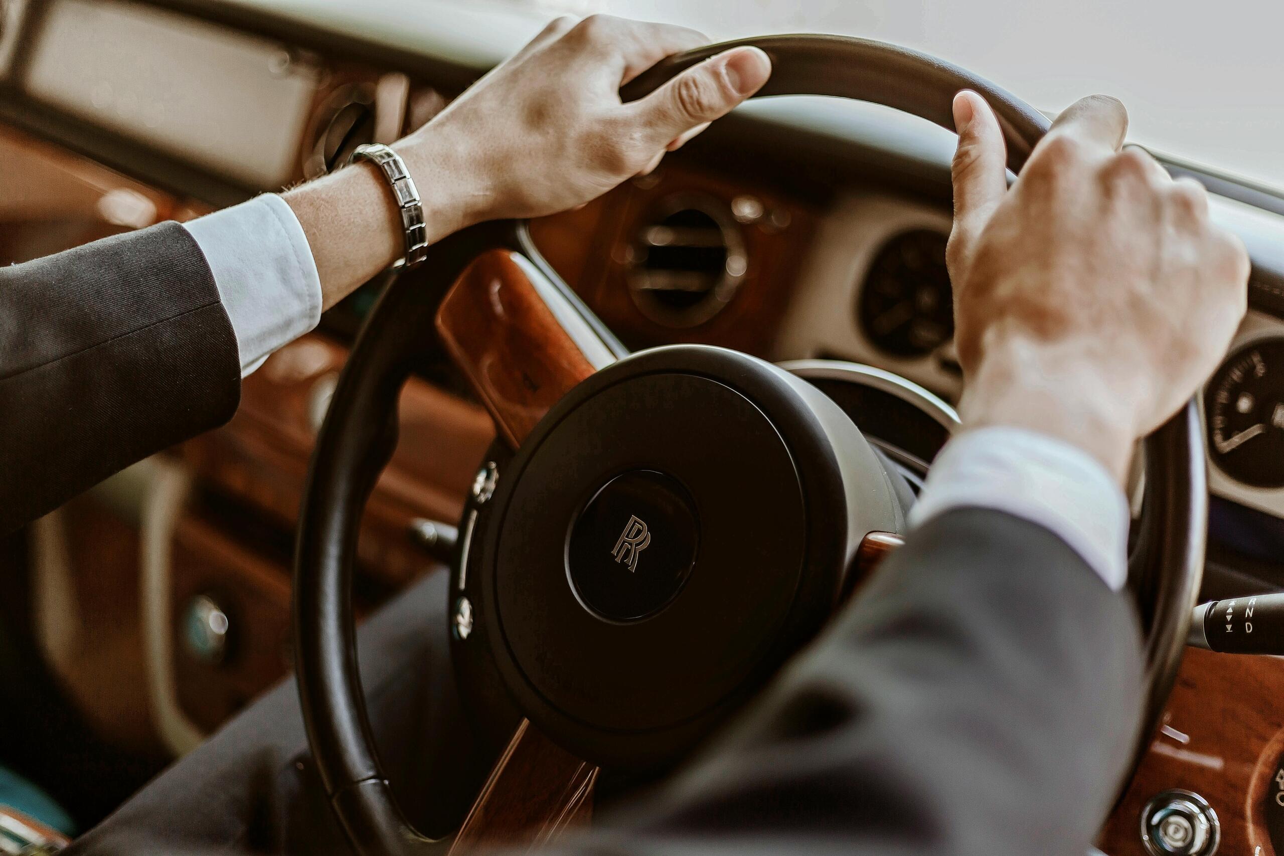 Los autos eléctrico de lujo pueden superar los dos millones de dólares. 