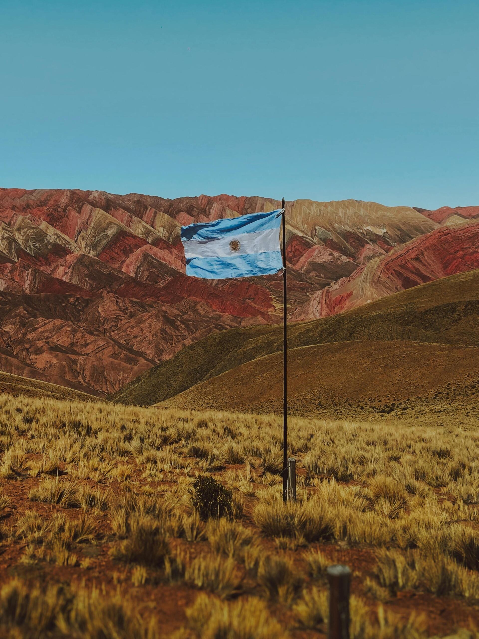La Patagonia hoy en día es en gran parte de Argentina. 