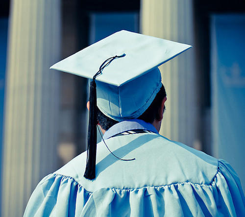 Comprueba los diplomas de tu entrenador.