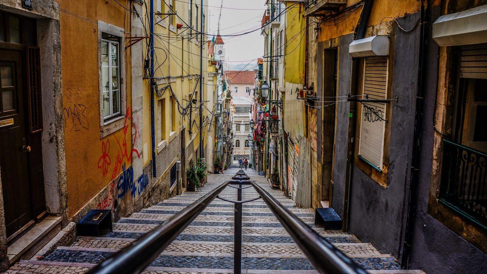 El portugués os pone en contacto con nuestros vecinos, pero también con Brasil.