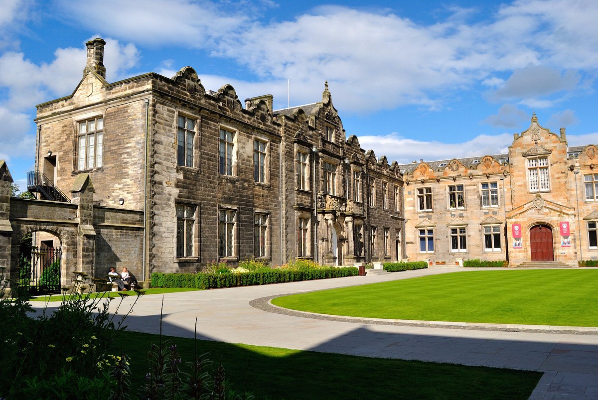 Universidad St. Andrews vista desde afuera.