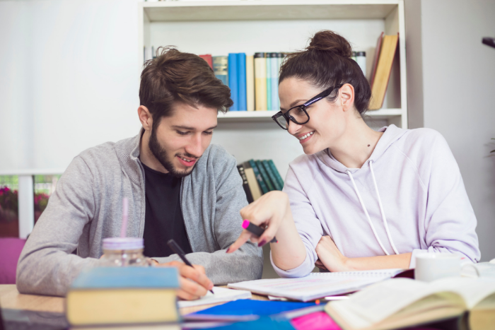 profesores a la mano