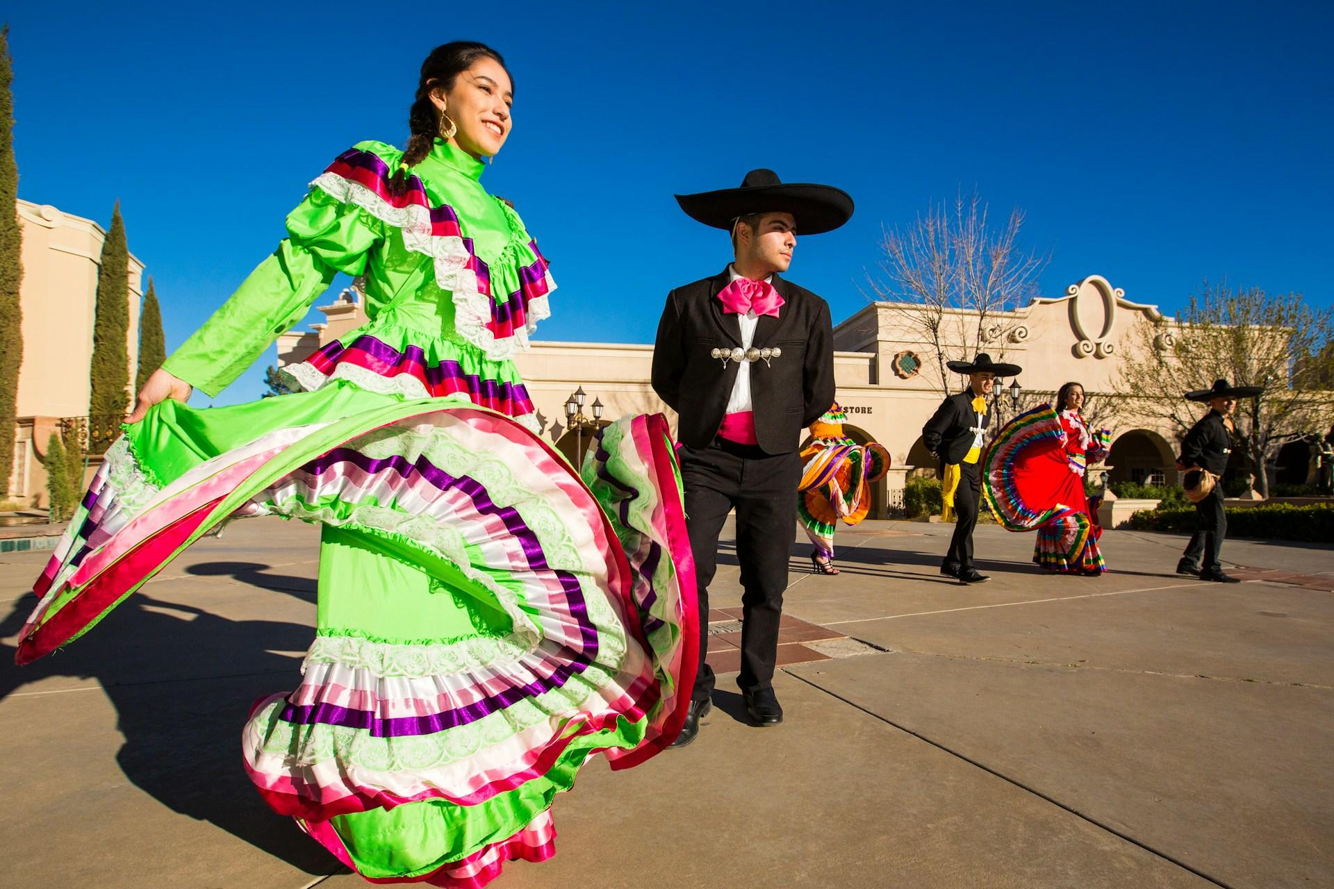 Bailar en pareja ritmos tradicionales