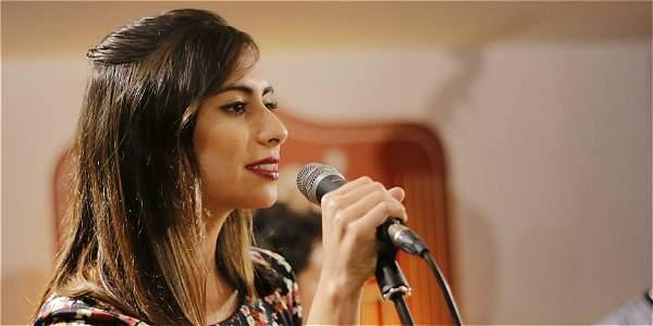 <em> Felisa, cantante femenina de la ciudad de Medellín. <em>