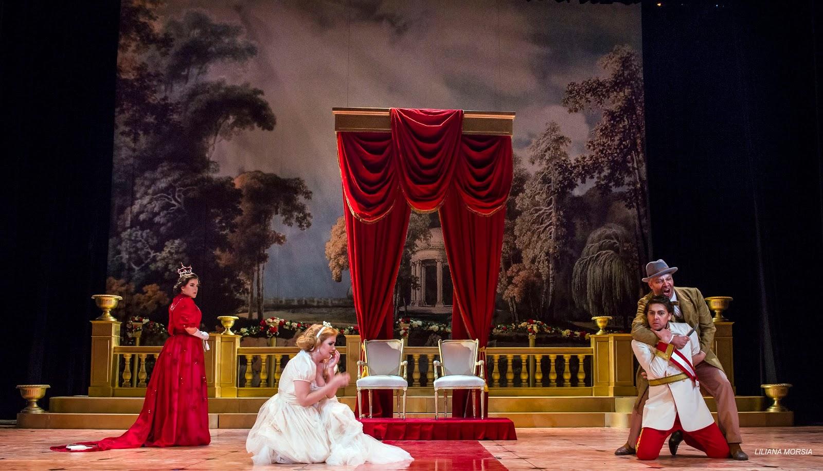 Enseñar canto en la ópera, un reto solo para conocedores.