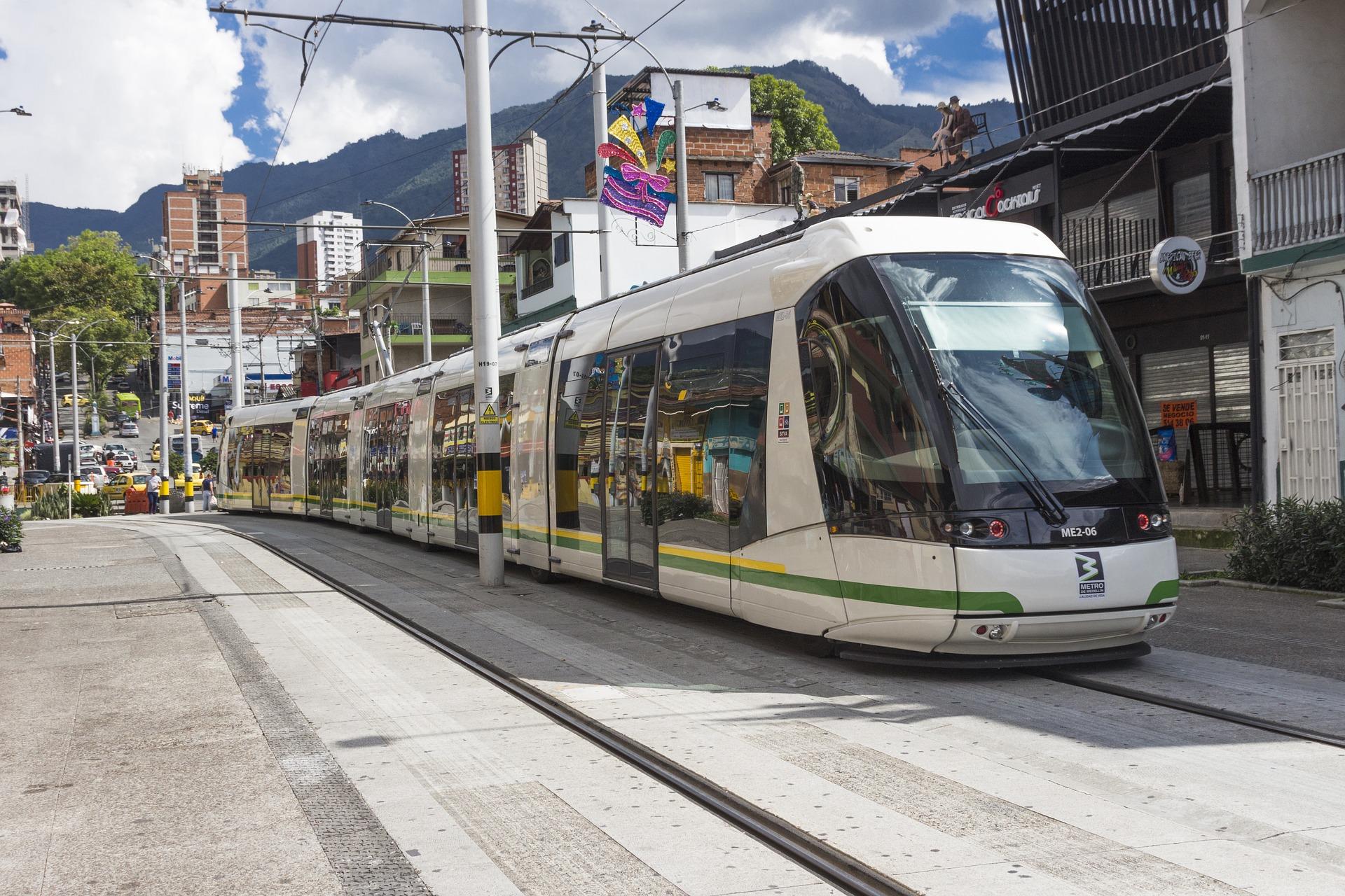 universidades de arte en medellin