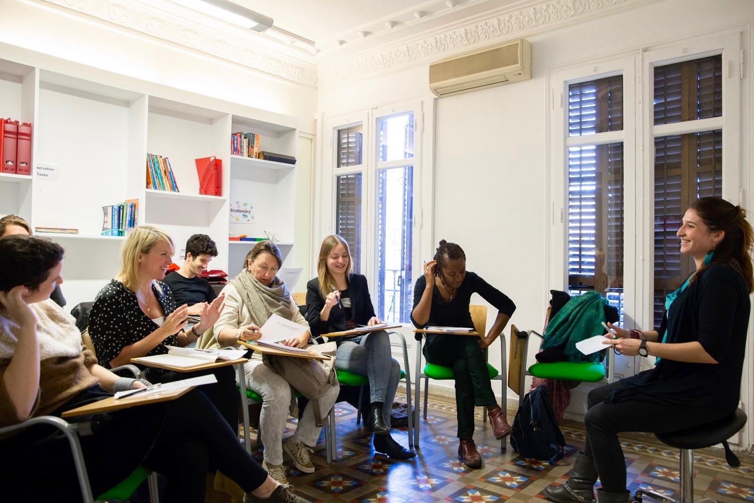 <br> Anímate a ser profesor de español para extranjeros, para aquellos que no dominan el idioma y desean aprender español. </br>