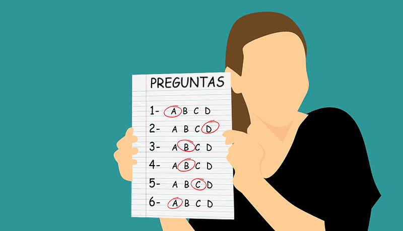 Dibujo de una chica con un examen en la mano.
