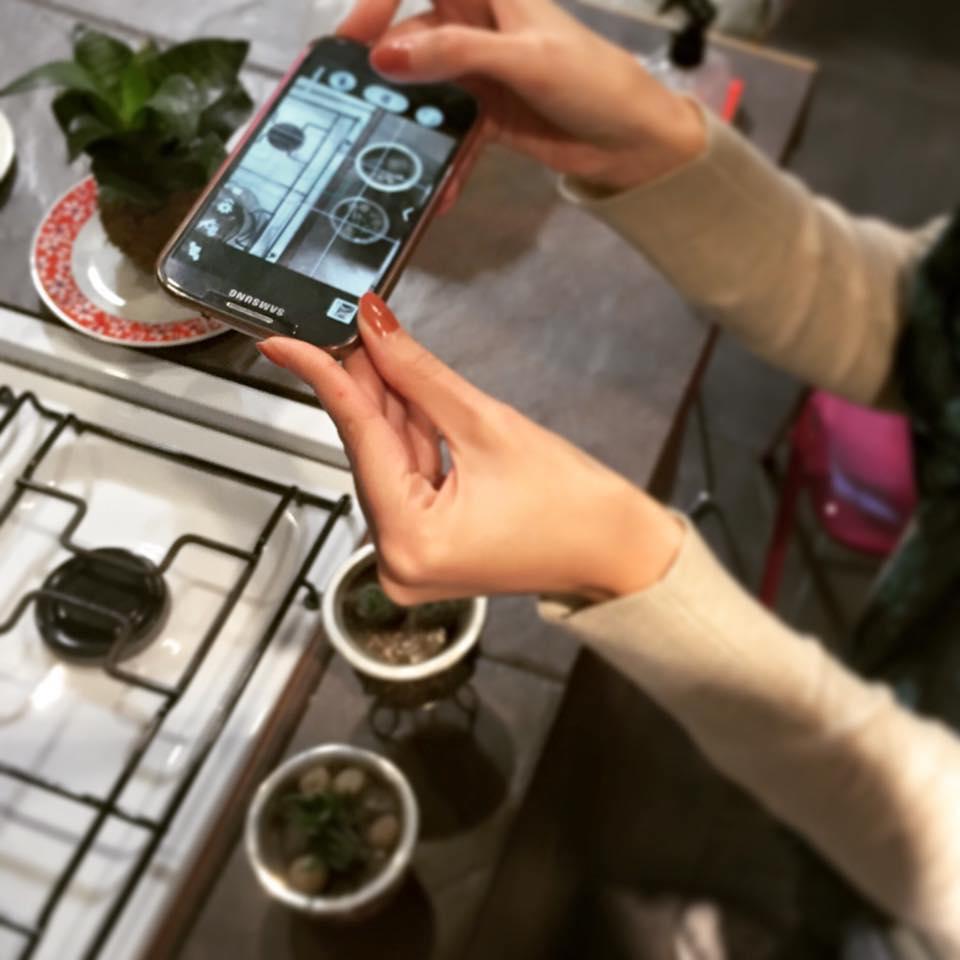 <em> «Aprender realizar un buen encuadre es el primer paso para tomar una buena fotografía.» Foto por Maru Aprosof </em>