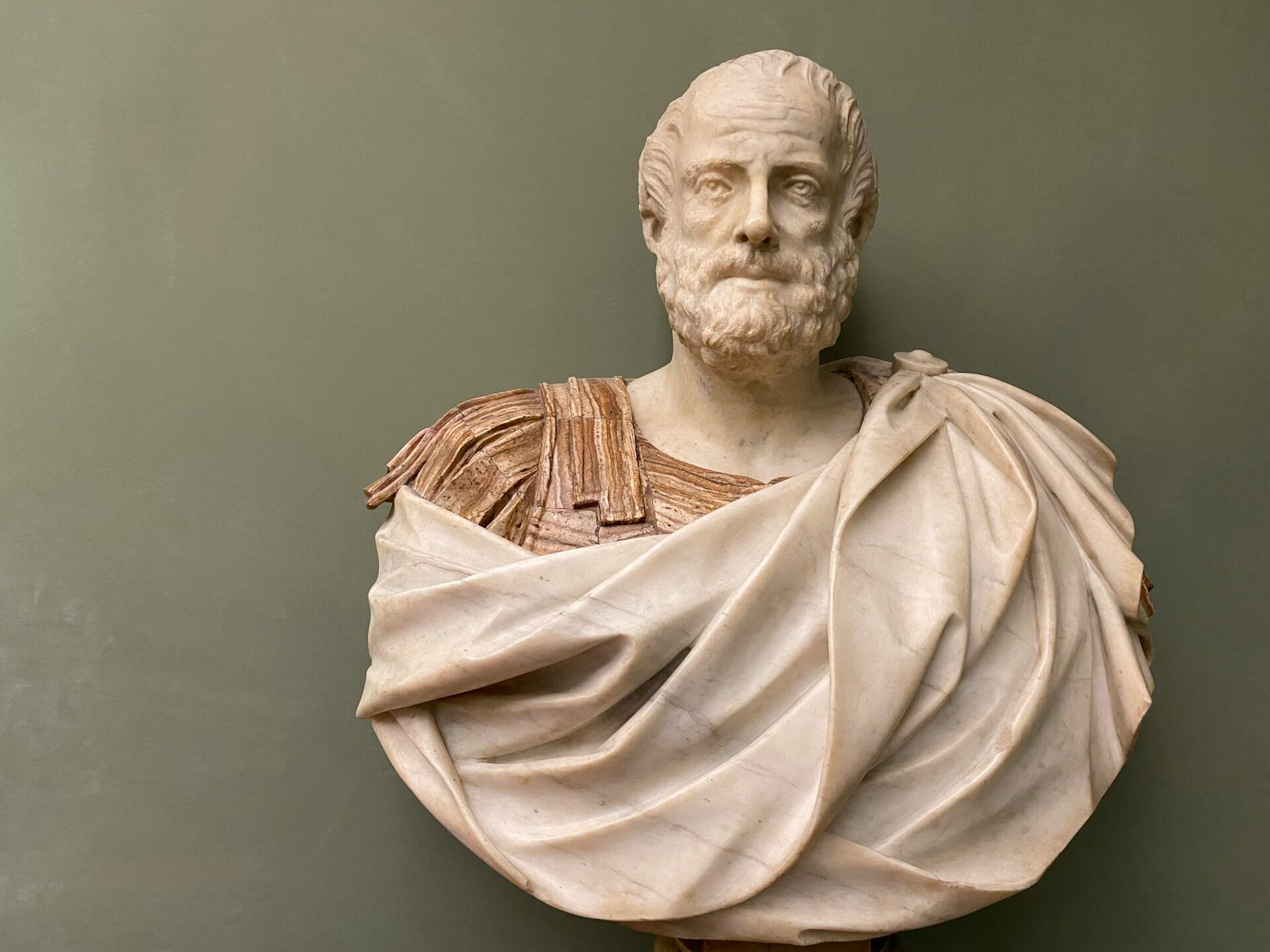 Aristoteles padre de la Biologia