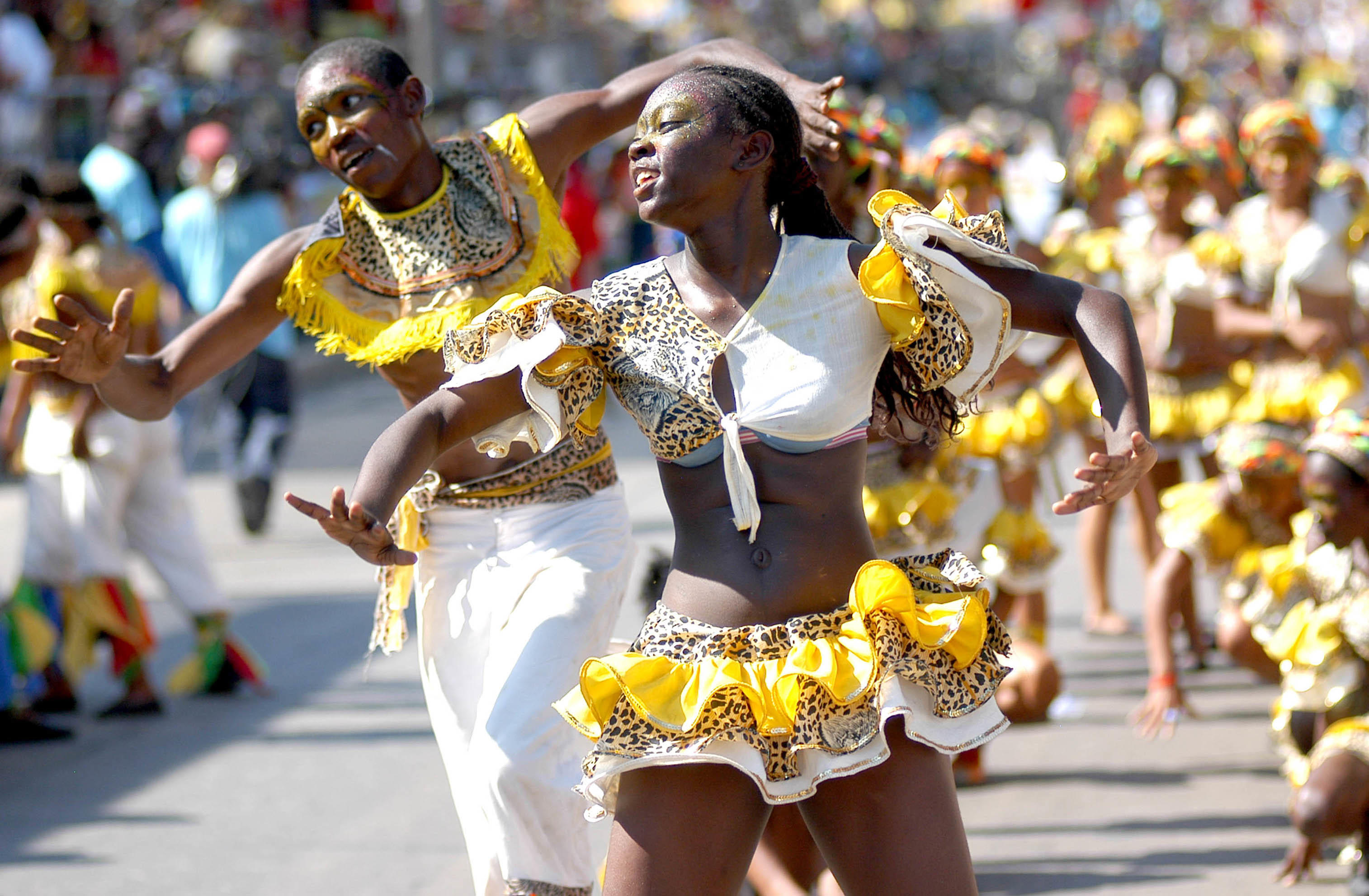 Pareja de mapalé en pleno baile del carnaval de Barranquilla