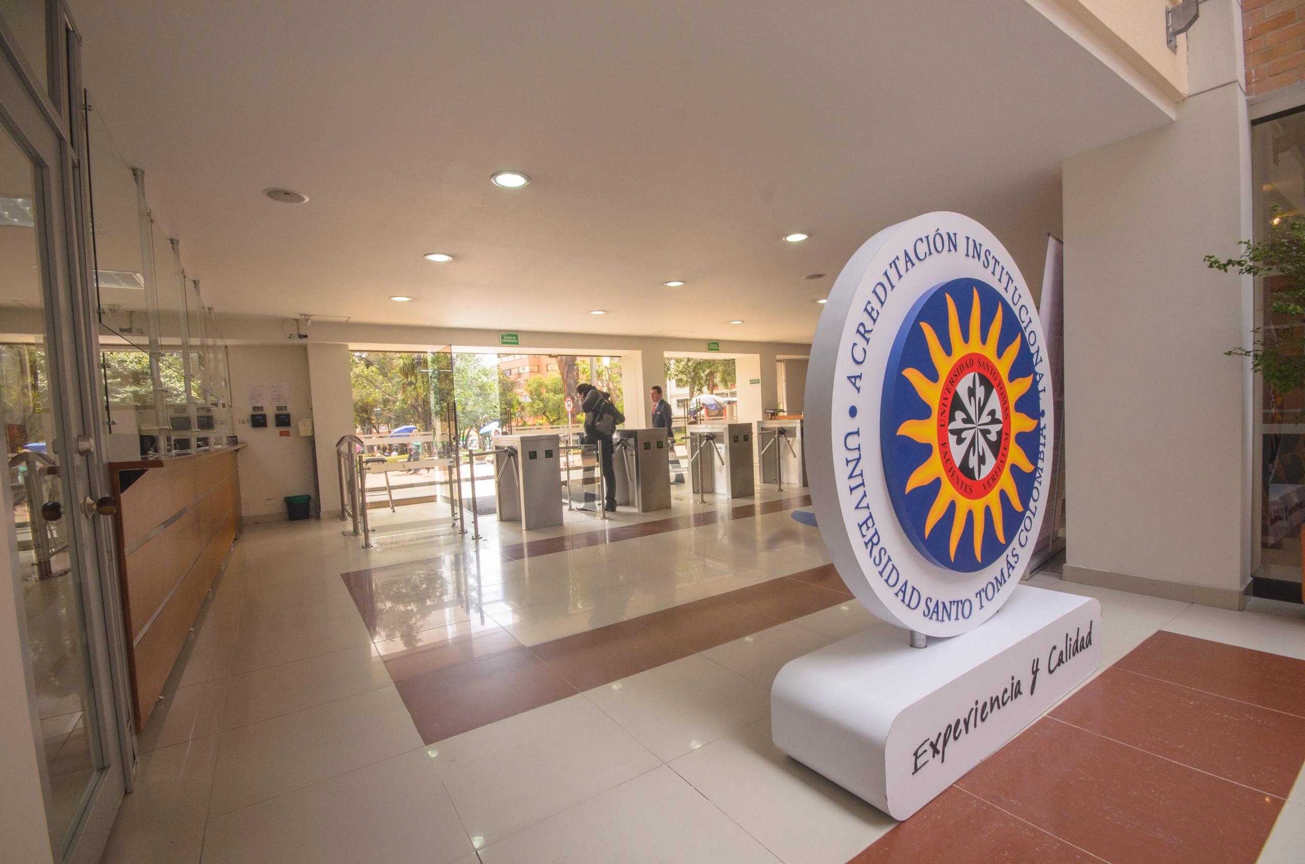 Imagen la sede en Cali de la Universidad Santo Tomas