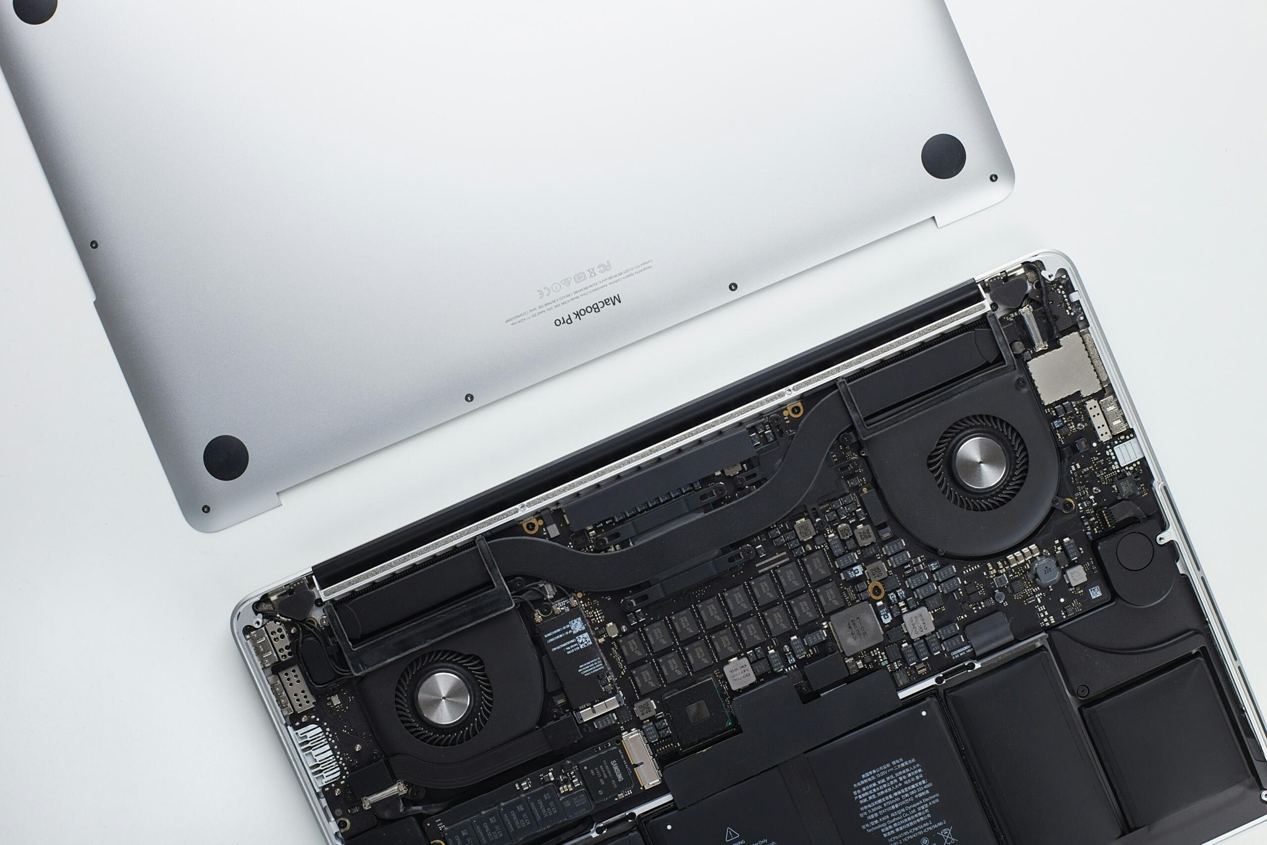La importancia de los compuestos inorgánicos en la tecnología digital