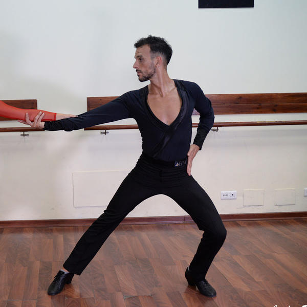 Profesor de salsa.