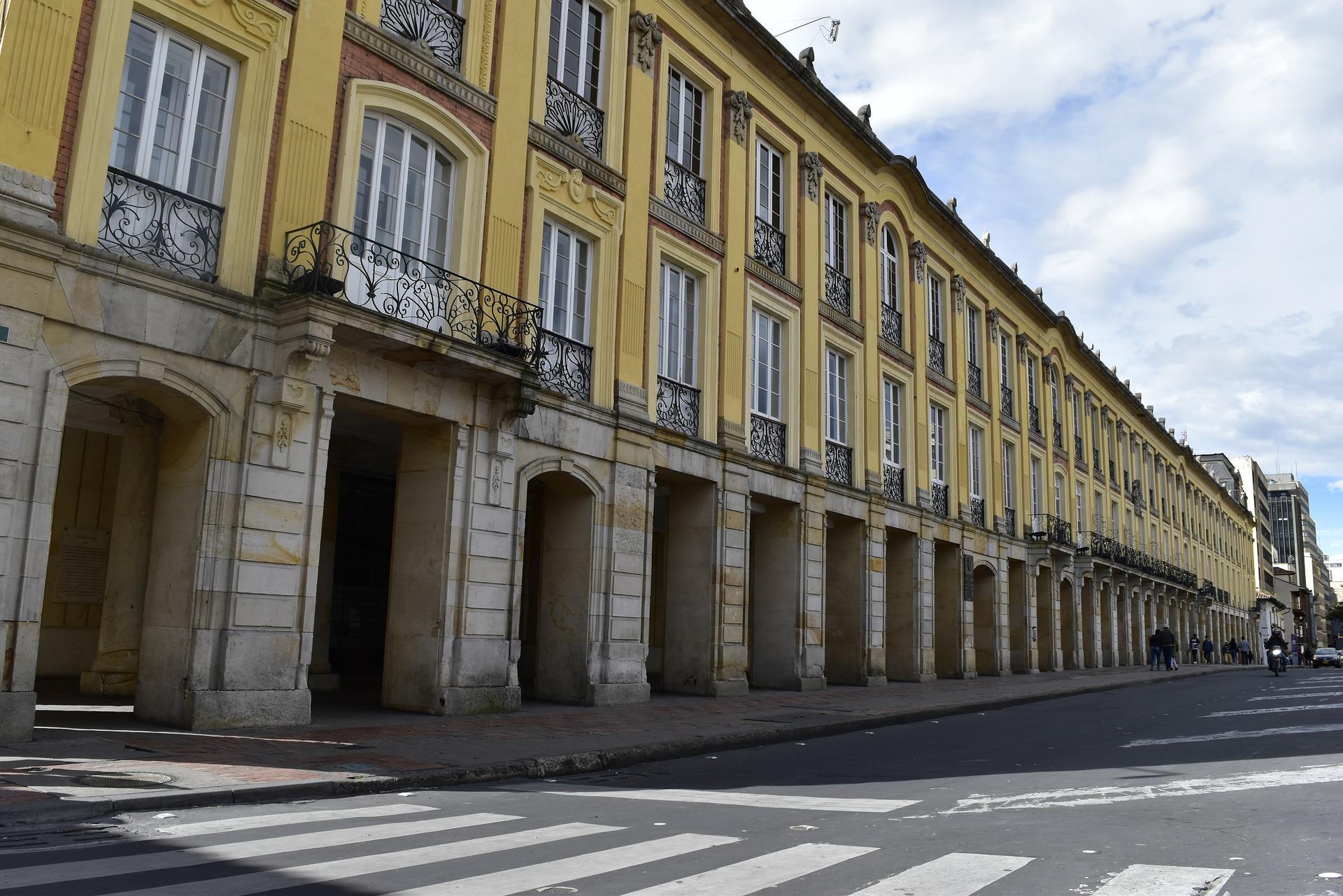 donde aprender latin