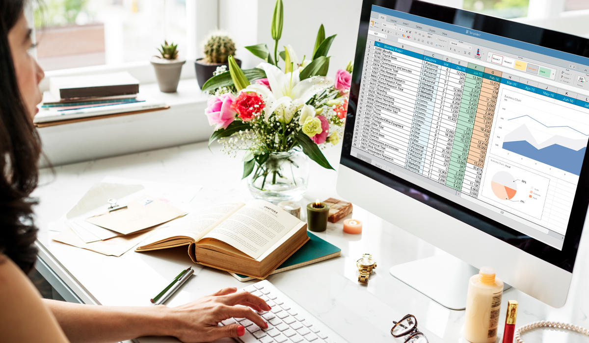 Office, una suite de productividad de Microsoft, es un estándar en entornos profesionales y personales.