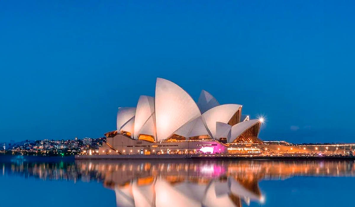 Explorar las maravillas naturales y culturales de Australia es una experiencia inolvidable para cualquier viajero aventurero