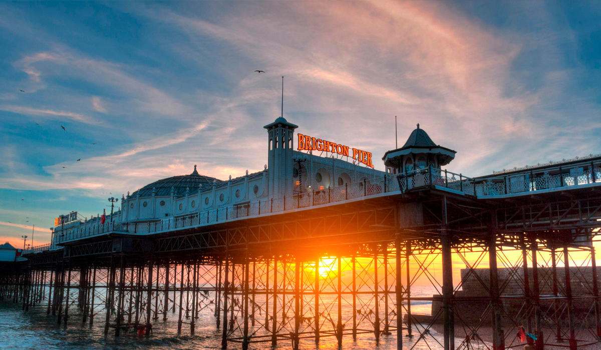 Los soleados paseos marítimos de Brighton