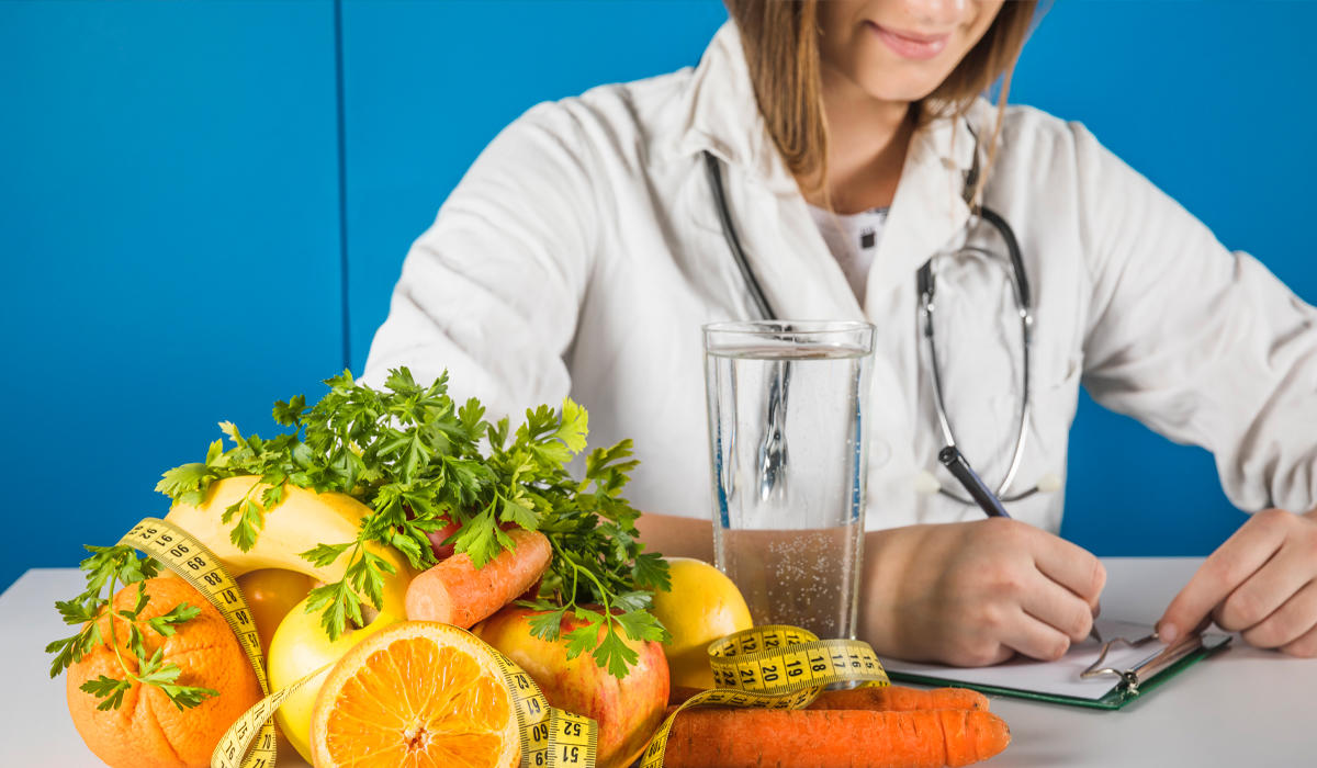 Un plan de nutrición adecuado se basa en el control de las porciones y en la elección de alimentos en la lista de comidas para diabéticos que liberan glucosa de manera lenta y constante.