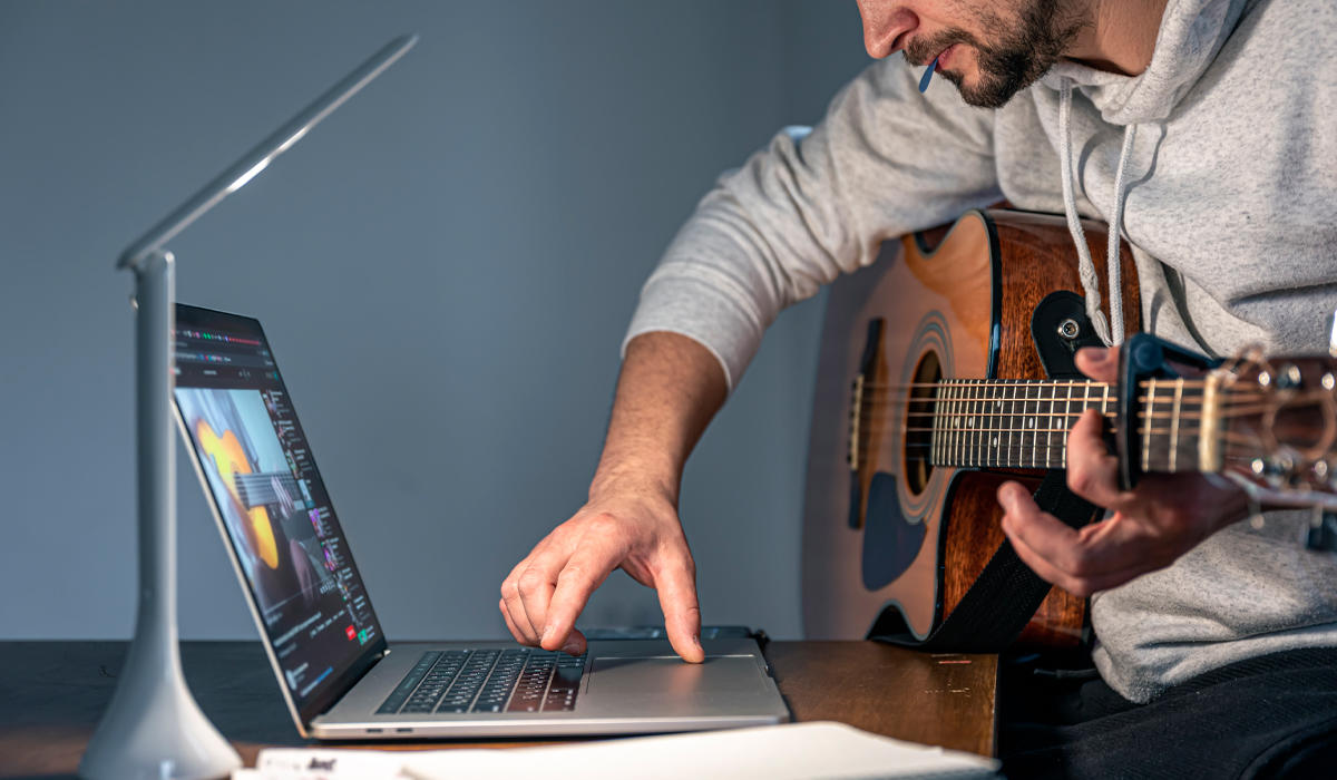 Cubase destaca como una herramienta imprescindible dentro del conjunto de programas de Música Asistida por Ordenador