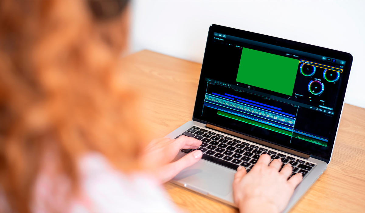 La Mac es un valioso aliado para el estudio de la guitarra en línea.