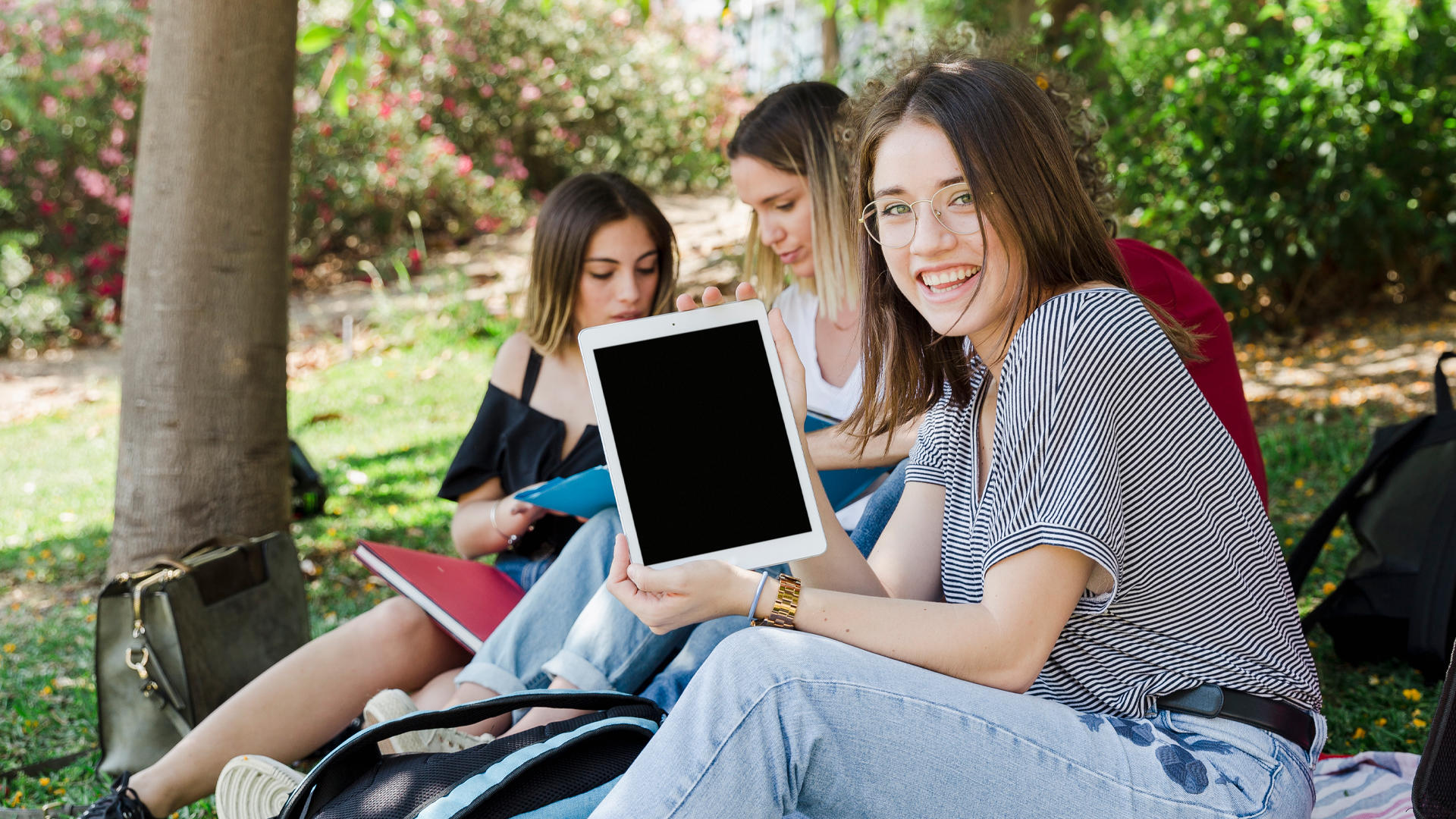 El GMAT y su relación con el inglés: un puente hacia la enseñanza y el mundo profesional.